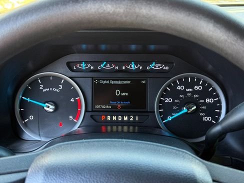 Used 2019 Ford F350 XLT w/ XLT Value Package image 3