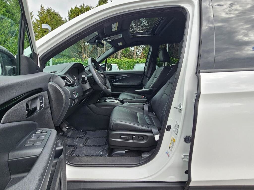 Certified 2023 Honda Passport Elite image 24