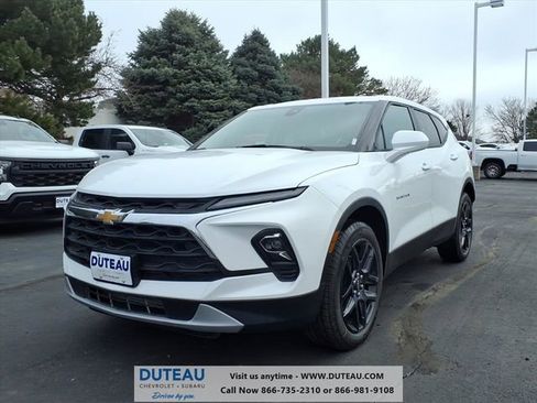 New 2026 Chevrolet Blazer LT image 3