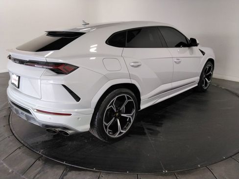 Used 2020 Lamborghini Urus image 6