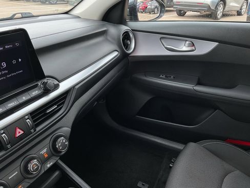 Used 2024 Kia Forte LXS image 33