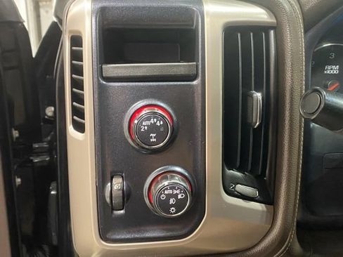 Used 2015 GMC Sierra 1500 Denali AWD/4WD image 34