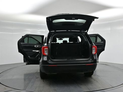 Certified 2022 Ford Explorer XLT image 34
