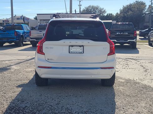 Used 2023 Volvo XC90 T8 Core image 5