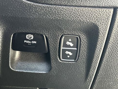 Used 2022 RAM 1500 Big Horn AWD/4WD image 21
