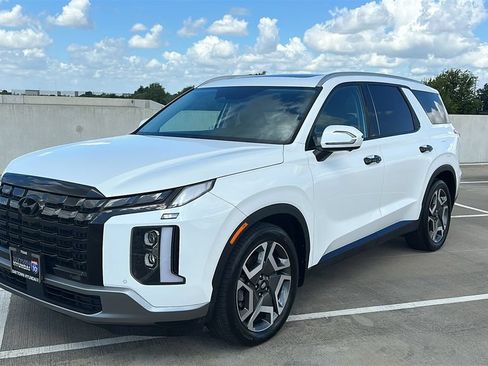Used 2024 Hyundai Palisade Limited FWD image 9