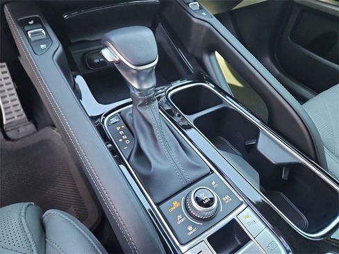 Used 2024 Kia Telluride SX X-Pro image 16