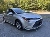 Used 2020 Toyota Corolla LE image 3