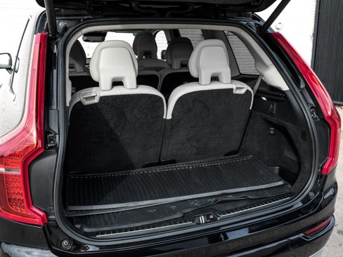 Used 2020 Volvo XC90 T5 Momentum image 60