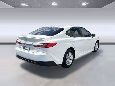 Certified 2025 Toyota Camry LE w/ Convenience Package FWD image 8