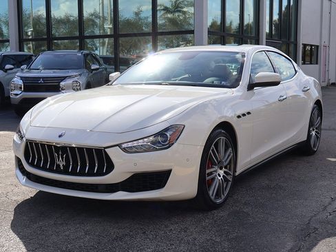 Used 2018 Maserati Ghibli S Q4 image 9