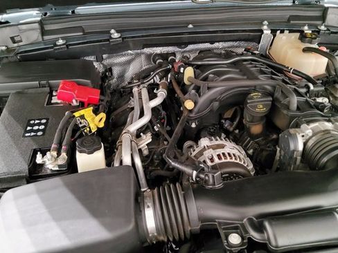 Used 2024 Jeep Wrangler Willys image 47