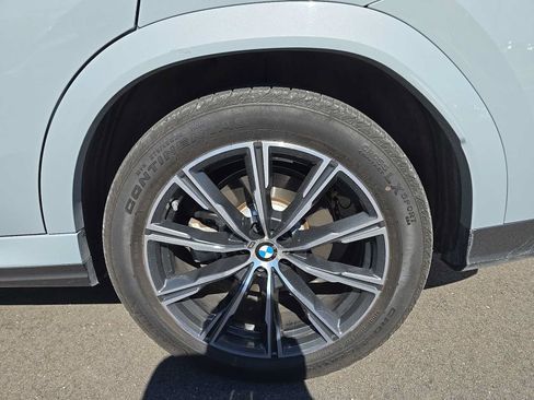 Certified 2024 BMW X6 xDrive40i w/ Premium Package AWD/4WD image 11