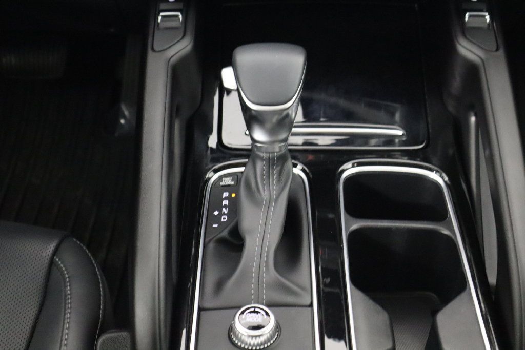 Used 2025 Kia Telluride S FWD image 30