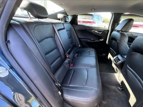 Used 2016 Chevrolet Malibu LT w/ Leather Package image 20