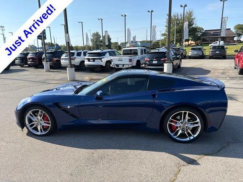 Used 2016 Chevrolet Corvette Stingray Coupe RWD image 6