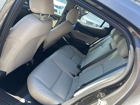 Used 2023 MAZDA MAZDA3 s FWD image 24
