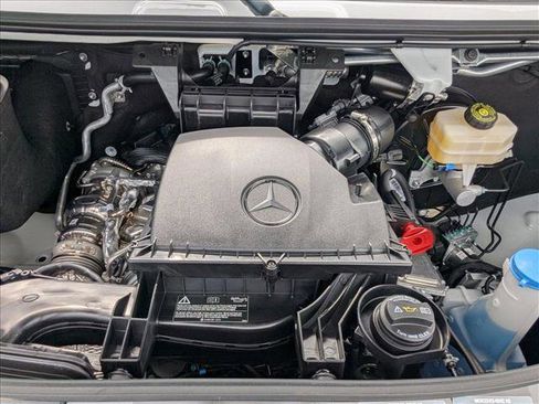 New 2025 Mercedes-Benz Sprinter 2500 image 15