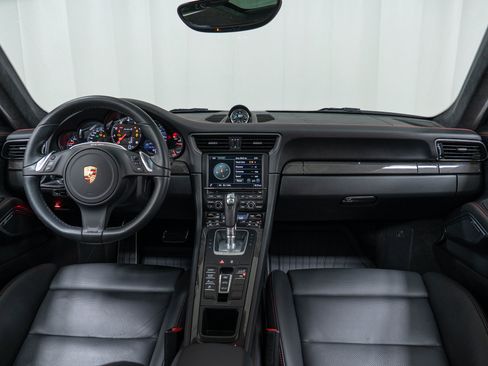 Certified 2014 Porsche 911 Turbo S AWD/4WD image 24