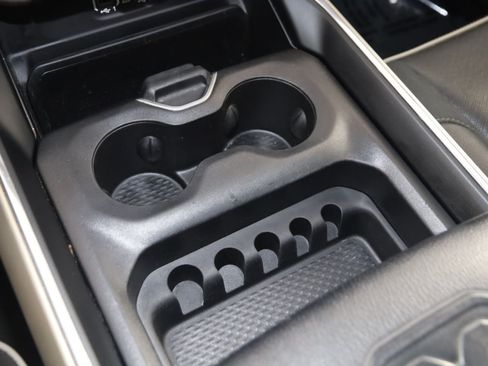 Used 2022 RAM 1500 Laramie RWD image 29