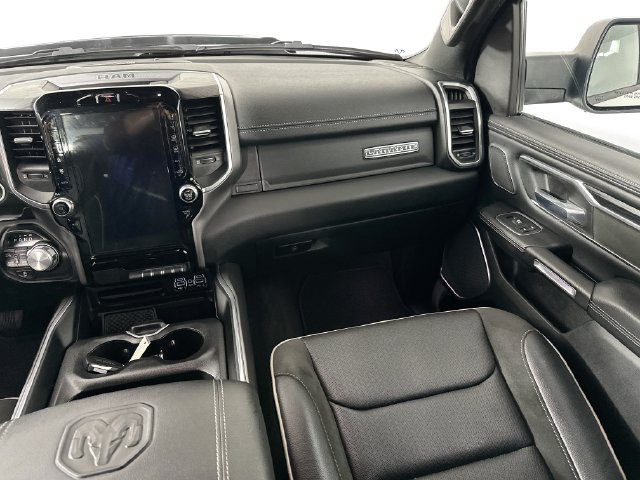 Used 2023 RAM 1500 Laramie AWD/4WD image 27