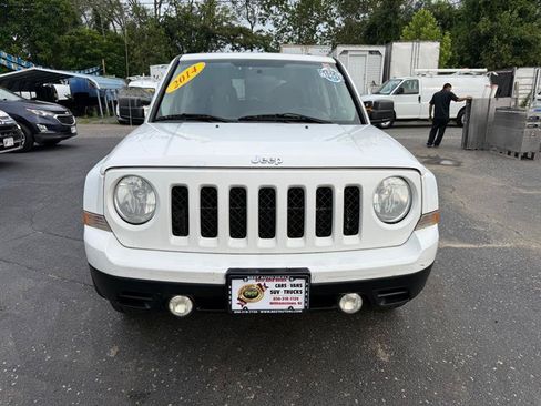Used 2014 Jeep Patriot Sport w/ Power Value Group AWD/4WD image 6