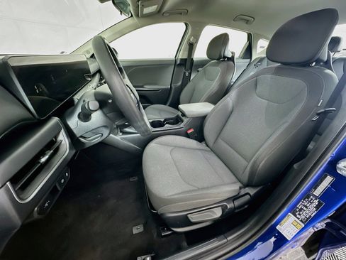 Used 2025 Kia K4 FWD image 13