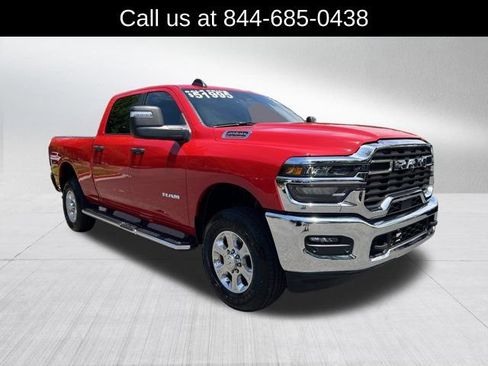 Used 2026 RAM 2500 Big Horn AWD/4WD image 3
