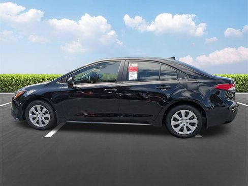 New 2026 Toyota Corolla LE image 7