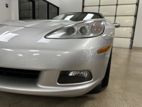 Used 2008 Chevrolet Corvette Convertible w/ Preferred Equipment Group image 4