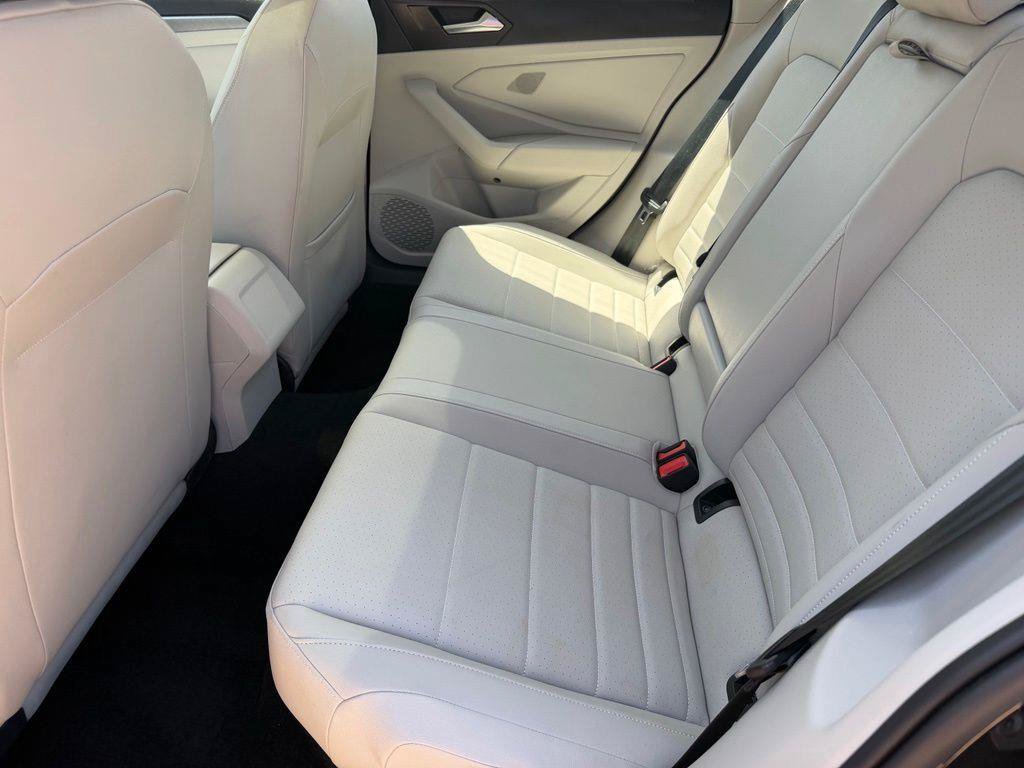 Used 2023 Volkswagen Jetta SE w/ Panoramic Sunroof Package FWD image 13