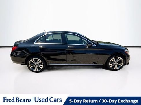 Used 2019 Mercedes-Benz C 300 4MATIC Sedan image 11