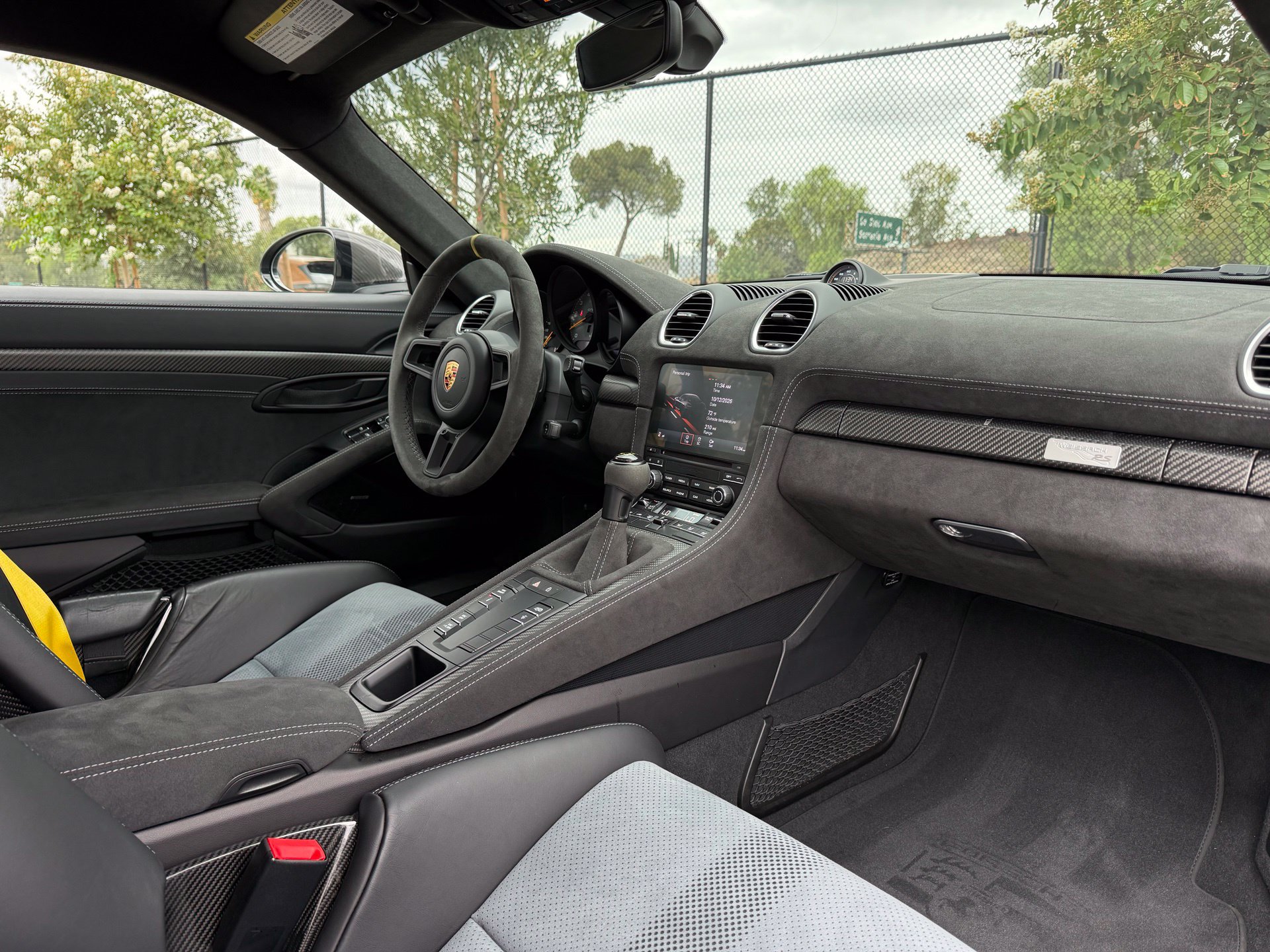 Certified 2024 Porsche 718 Cayman GT4 RS RWD image 30