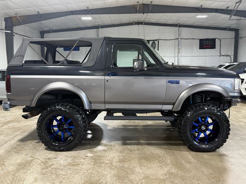 Used 1989 Ford Bronco Custom image 6