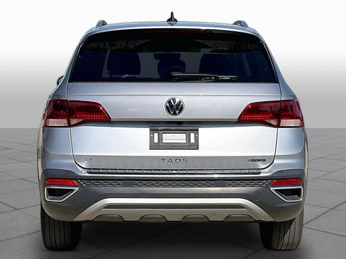 Used 2024 Volkswagen Taos SE AWD/4WD image 5