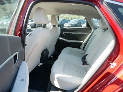 Certified 2026 Hyundai Sonata SEL AWD/4WD image 16