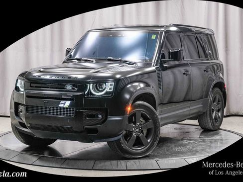 Used 2022 Land Rover Defender 110 SE AWD/4WD image 1