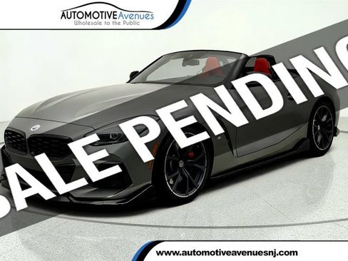 Used 2023 BMW Z4 M40i w/ Premium Package RWD image 1