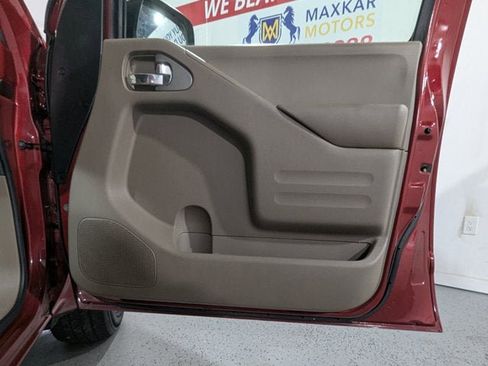 Used 2015 Nissan Frontier SV w/ SV Value Truck Package image 21