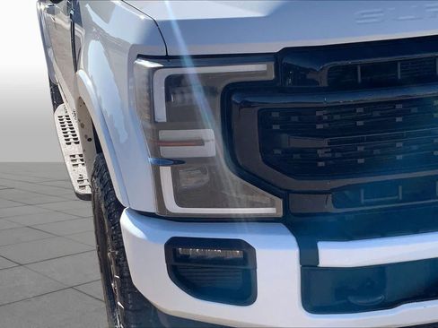 Used 2022 Ford F250 Lariat w/ Tremor Off-Road Package AWD/4WD image 28