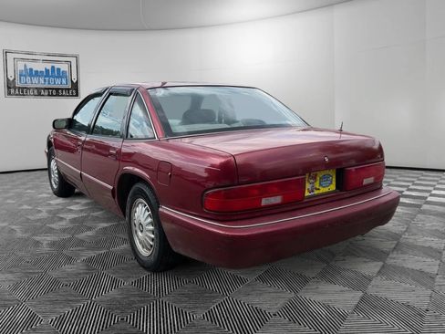 Used 1995 Buick Regal Custom FWD image 8