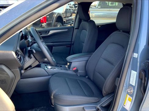 New 2026 Ford Escape Active FWD image 7