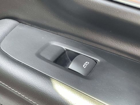 Used 2023 Chevrolet Tahoe LS image 13