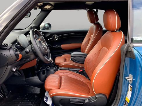 Used 2022 MINI Cooper Convertible w/ Signature Upholstery Package FWD image 8