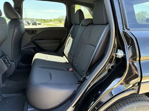 New 2026 Subaru Forester Premium image 32