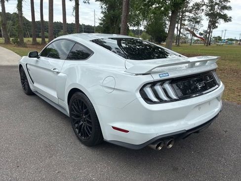 Used 2018 Ford Mustang GT w/ GT Performance Package RWD image 6