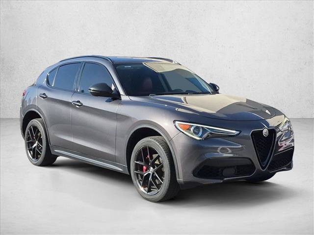 Used 2019 Alfa Romeo Stelvio w/ Nero Edizione RWD image 3