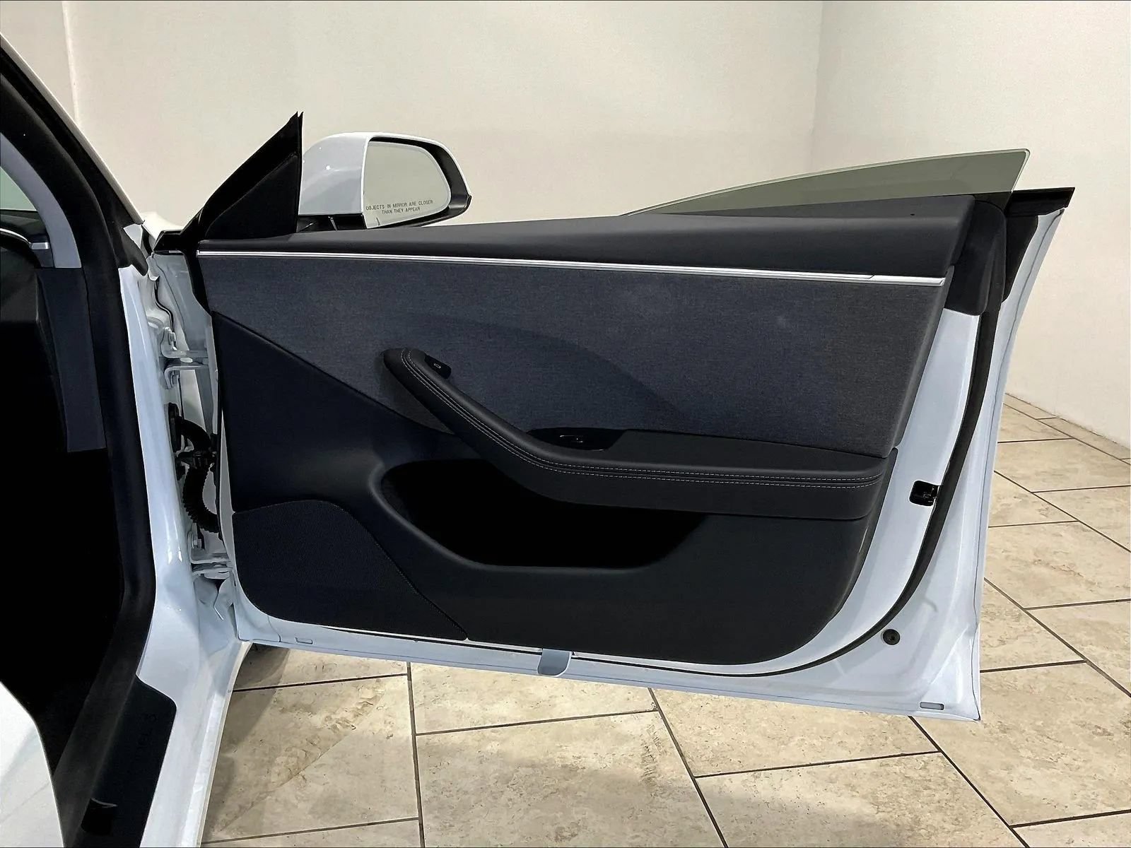 Used 2025 Tesla Model 3 Long Range RWD image 17