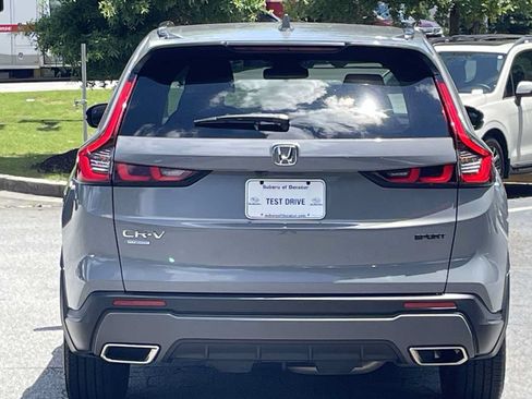 Used 2023 Honda CR-V Sport image 3