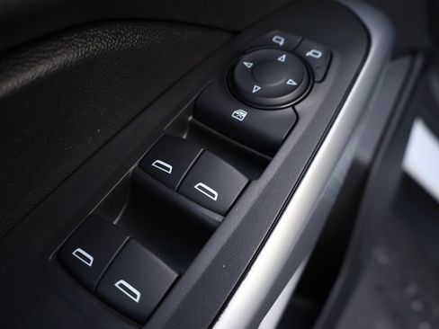 Used 2025 Chevrolet Trax LS image 7